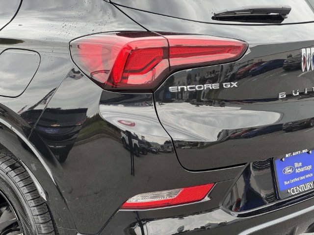 Used 2024 Buick Encore GX Sport Touring FWD image 10