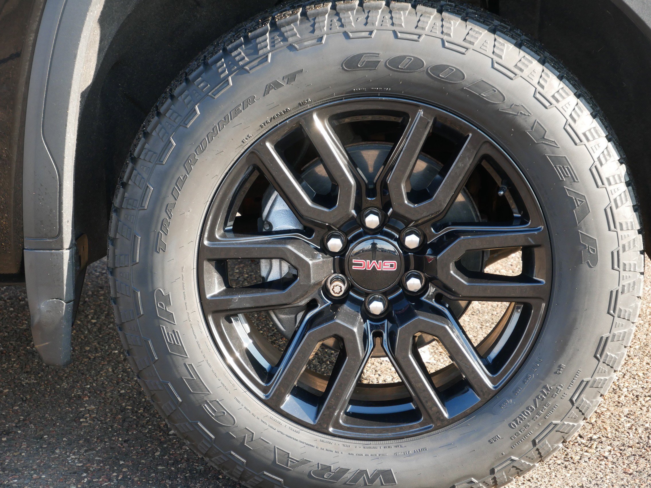 Used 2020 GMC Sierra 1500 Elevation w/ Elevation Value Package image 8