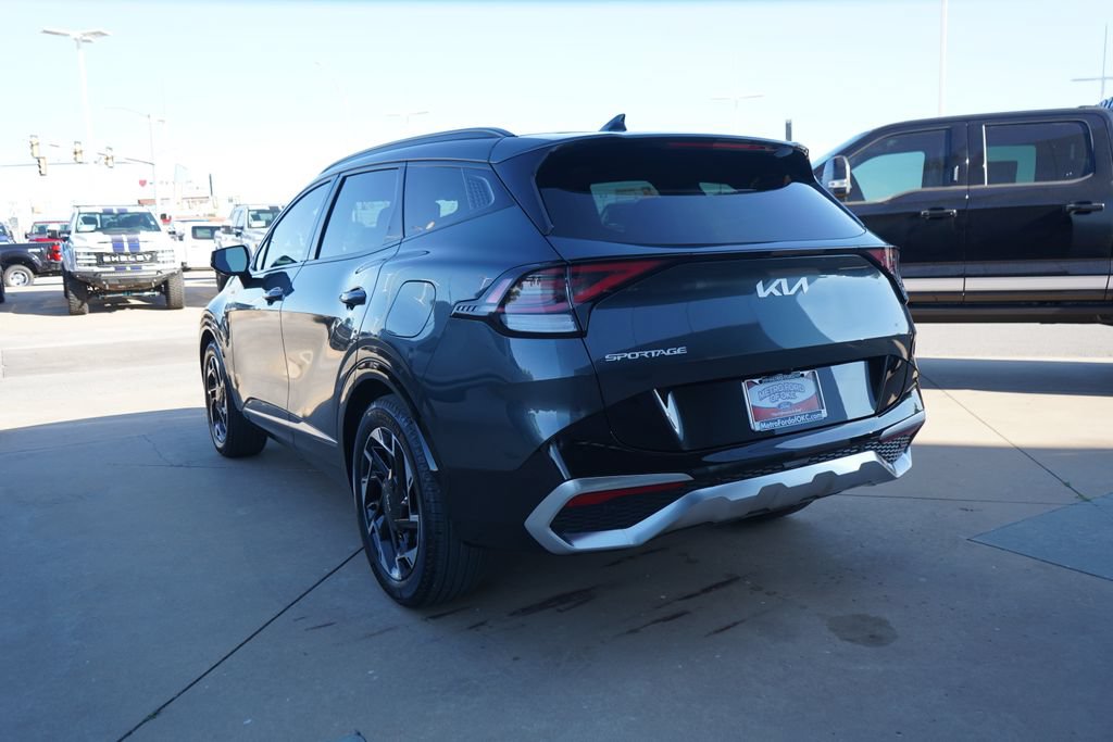 Used 2024 Kia Sportage SX FWD image 11