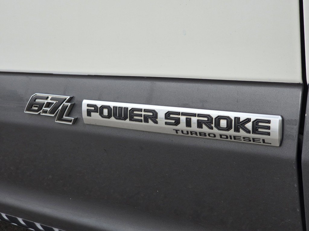 Certified 2022 Ford F350 Lariat w/ Lariat Ultimate Package image 31