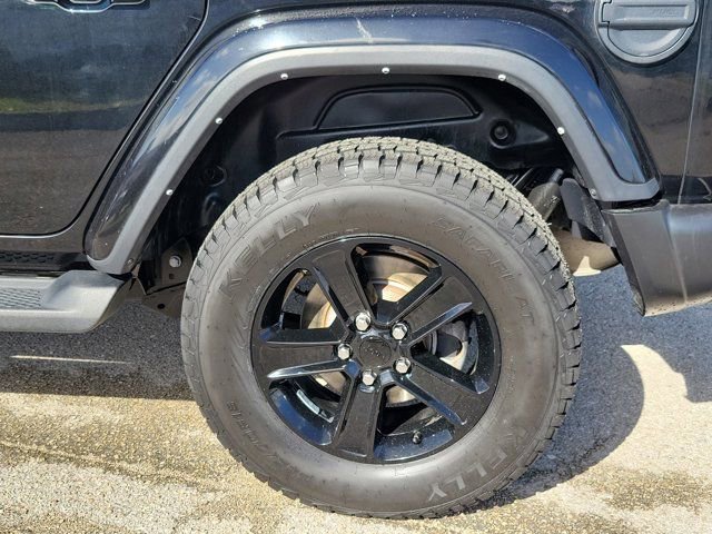 Used 2021 Jeep Wrangler Unlimited Sahara image 11