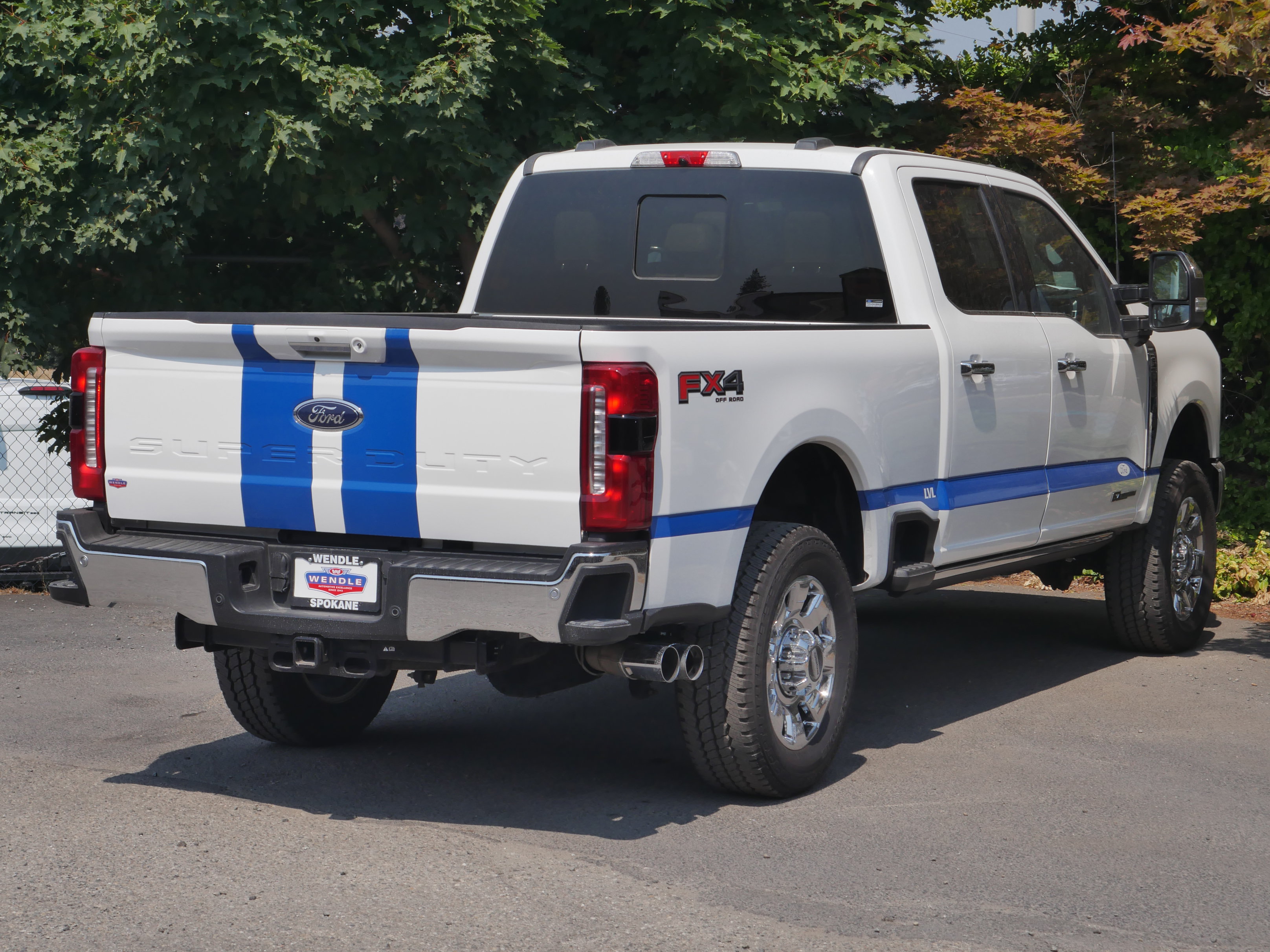 Certified 2024 Ford F250 Lariat w/ Lariat Ultimate Package AWD/4WD image 31