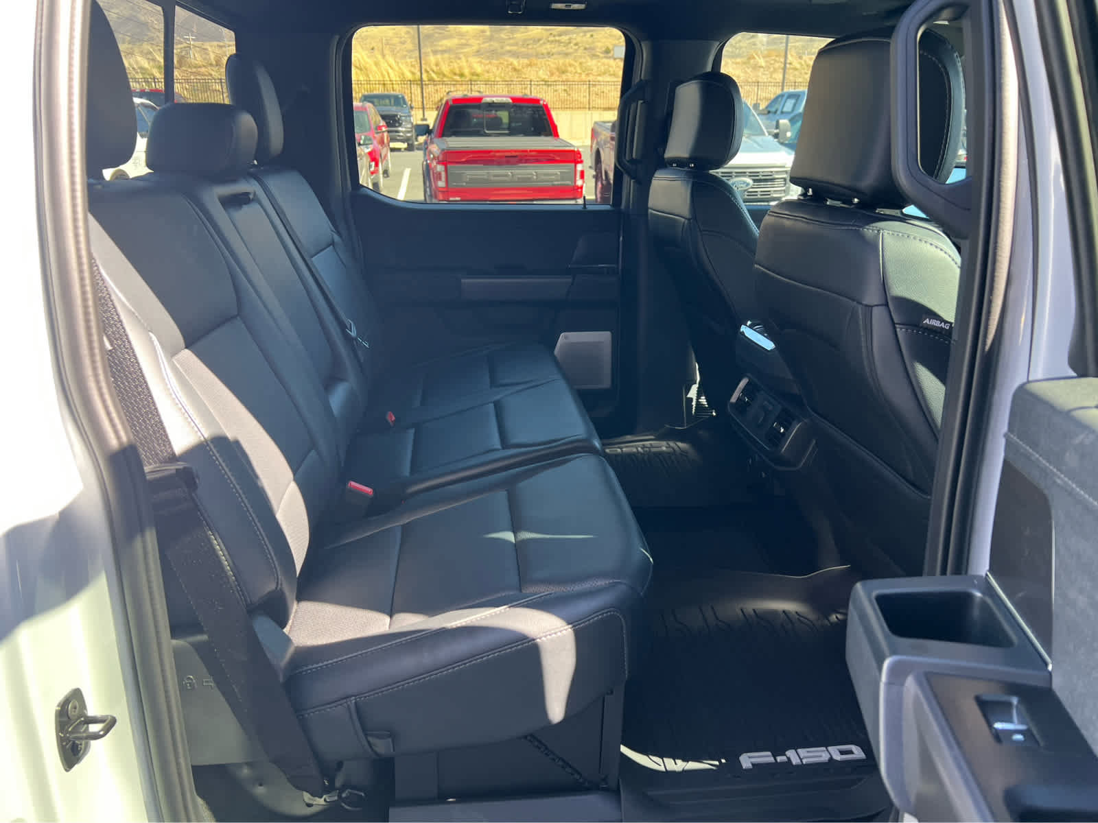 Certified 2025 Ford F150 Lariat w/ Equipment Group 502A High image 26