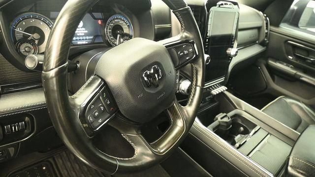 Used 2022 RAM 1500 Limited w/ Body Color Bumper Group AWD/4WD image 16
