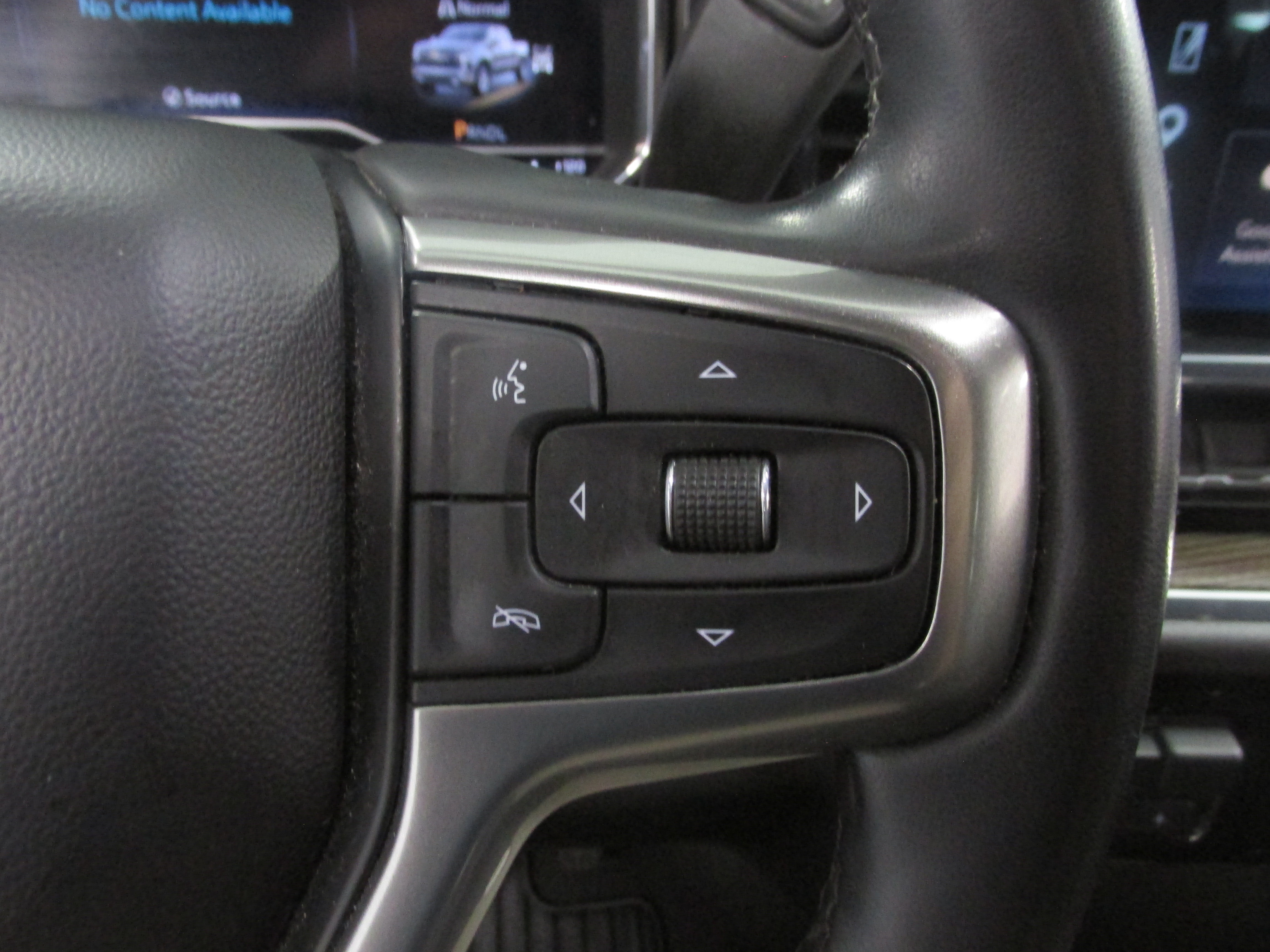 Used 2023 Chevrolet Silverado 1500 RST w/ Z71 Off-Road Package AWD/4WD image 33