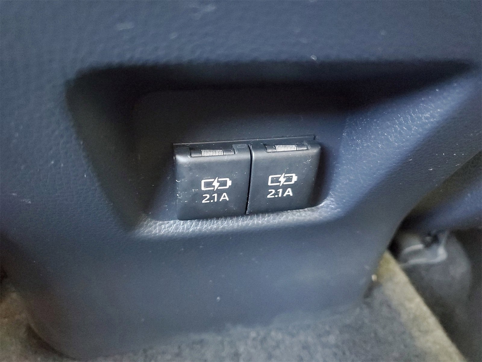 Used 2019 Toyota RAV4 XLE image 11