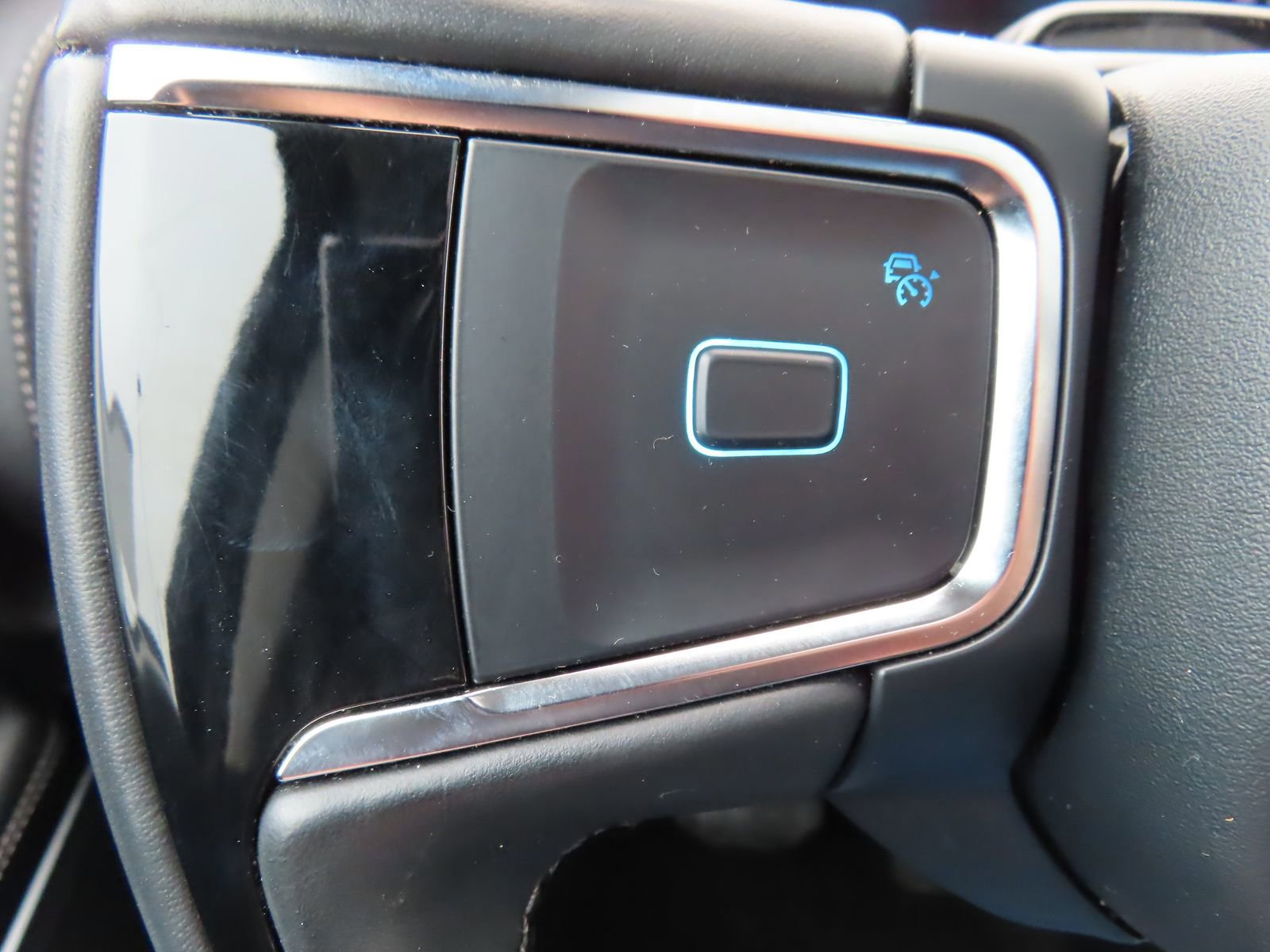 Certified 2025 Ford Expedition Max Platinum w/ Driver's Package image 18