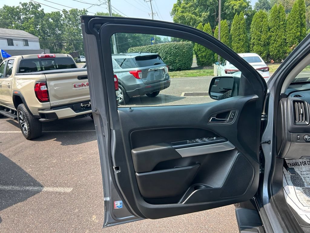 Used 2022 Chevrolet Colorado LT w/ Luxury Package AWD/4WD image 13