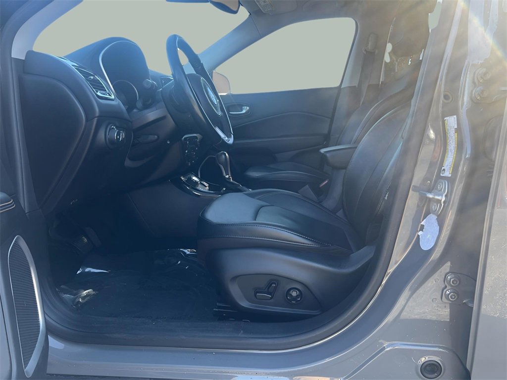 Used 2020 Jeep Compass Limited image 18