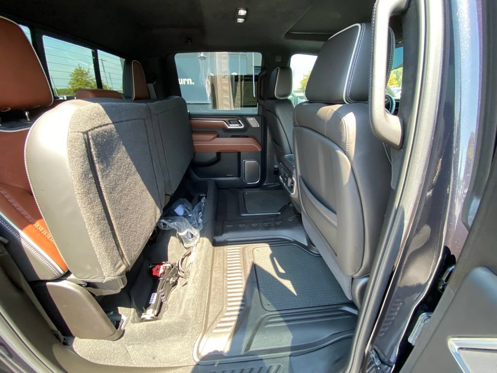 Used 2025 GMC Sierra 2500 Denali Ultimate w/ Max Trailering Package AWD/4WD image 28