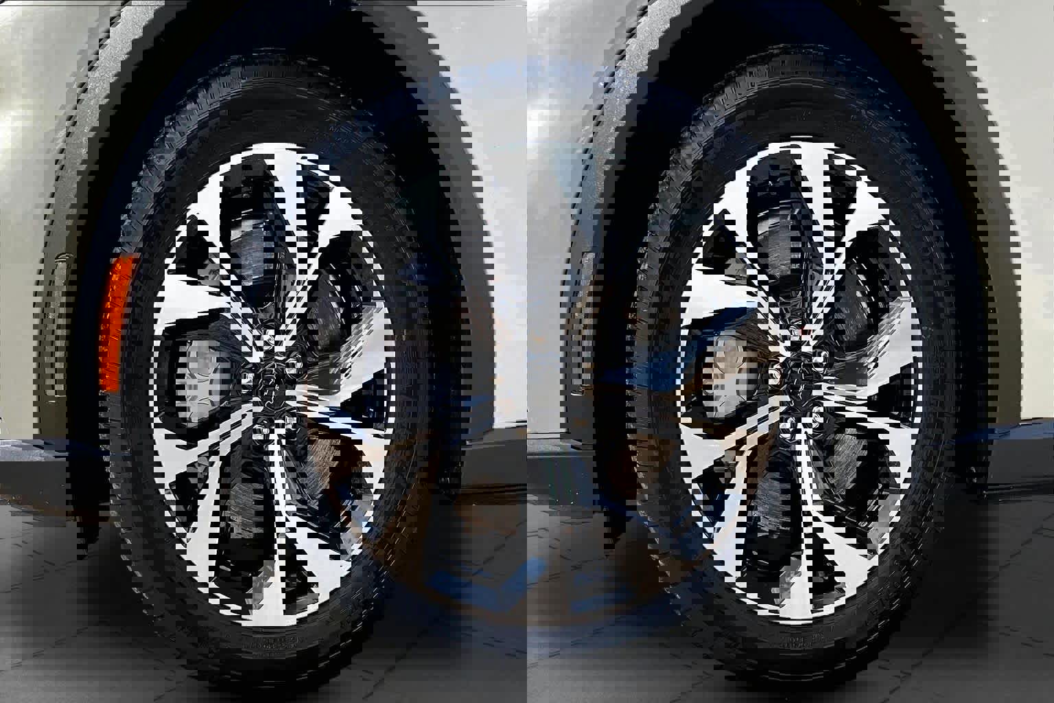 Certified 2025 Ford Mustang Mach-E Select w/ Comfort Package Lite RWD image 13