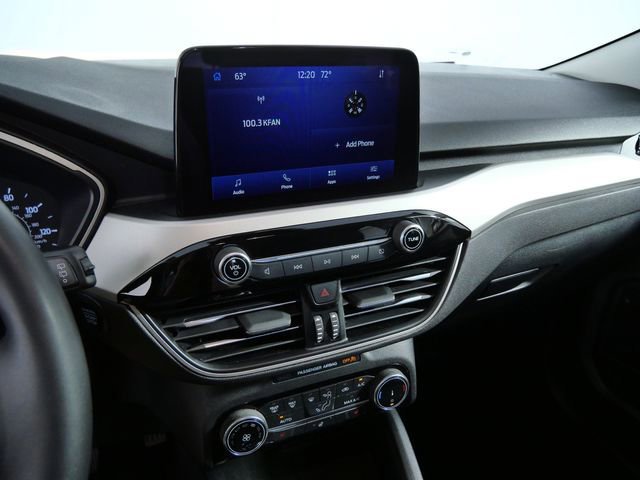 Certified 2022 Ford Escape SE w/ Cold Weather Package image 18