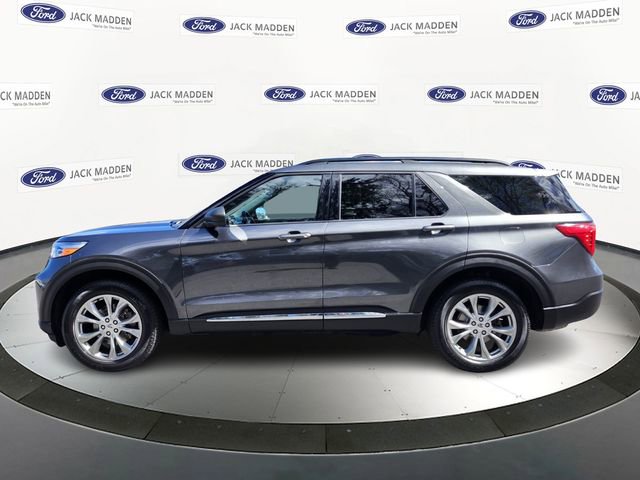 Certified 2020 Ford Explorer XLT w/ Equipment Group 202A AWD/4WD image 2
