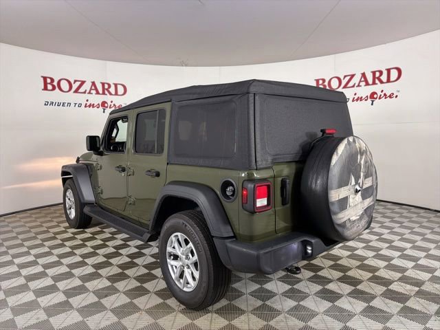 Used 2023 Jeep Wrangler Sport S image 3