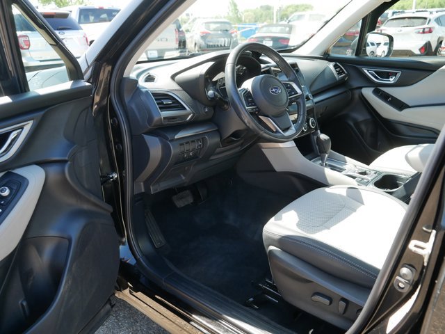 Used 2020 Subaru Forester Premium AWD/4WD image 11