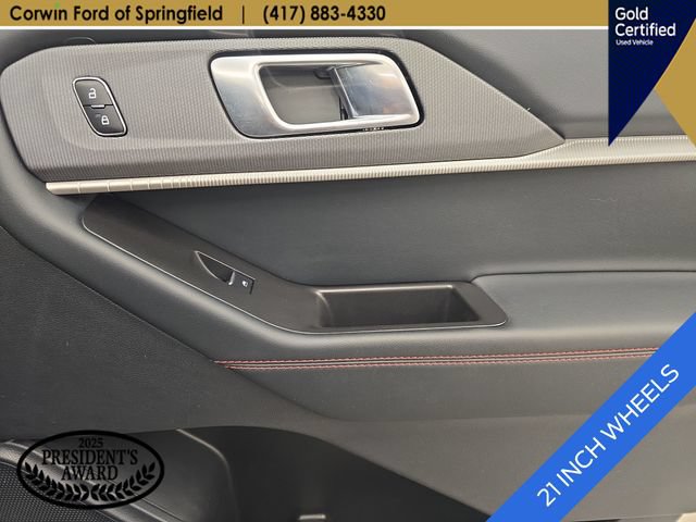 Certified 2025 Ford Explorer ST-Line w/ ST-Line Street Pack AWD/4WD image 12