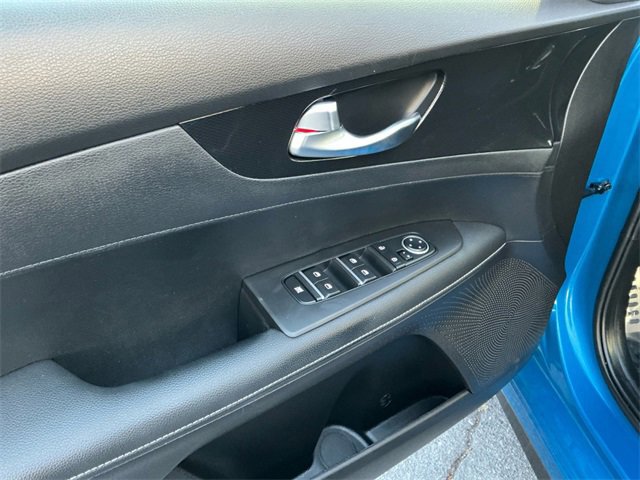 Used 2023 Kia Forte GT-Line image 13