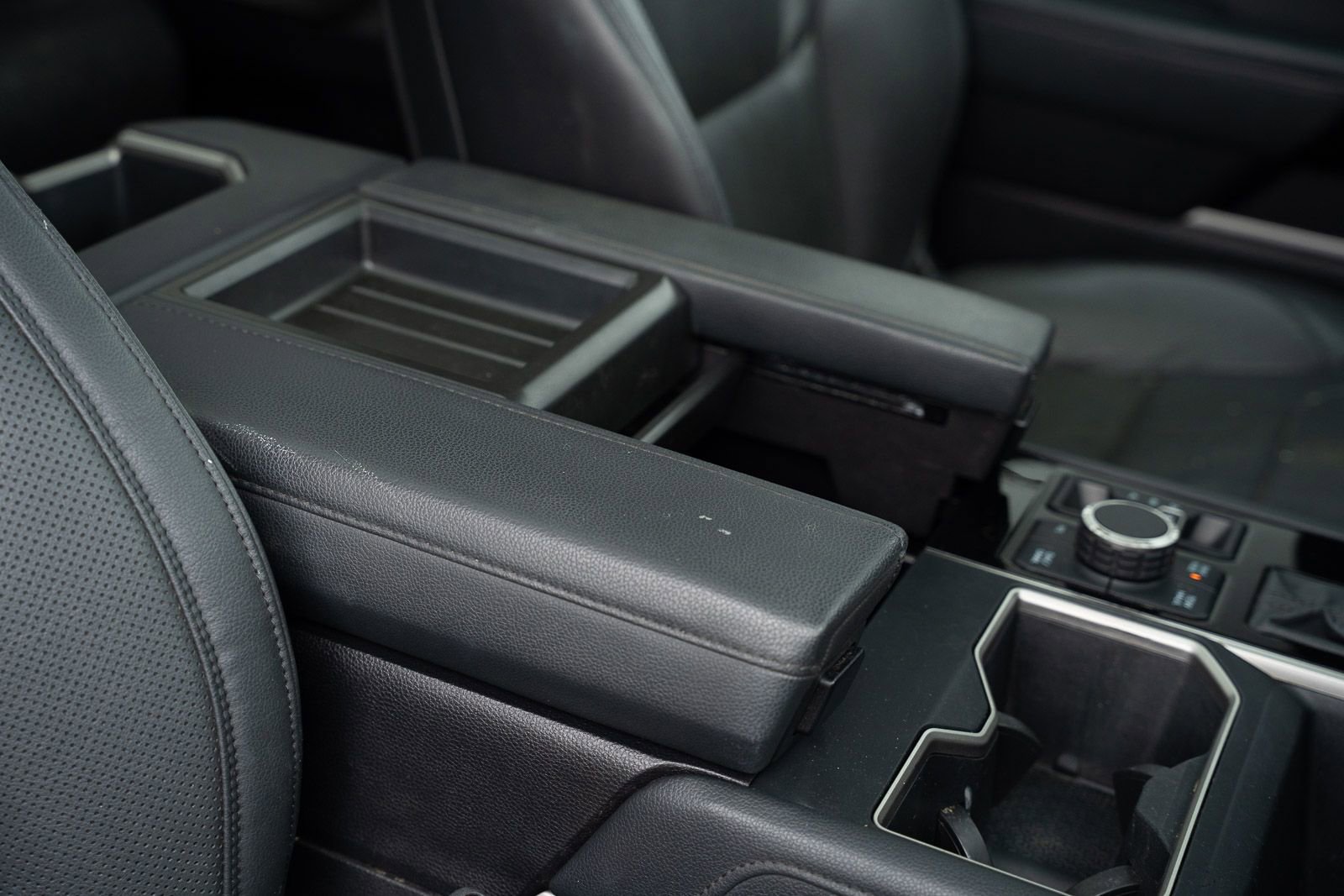 Used 2022 Toyota Tundra Limited w/ TRD Off-Road Package AWD/4WD image 19