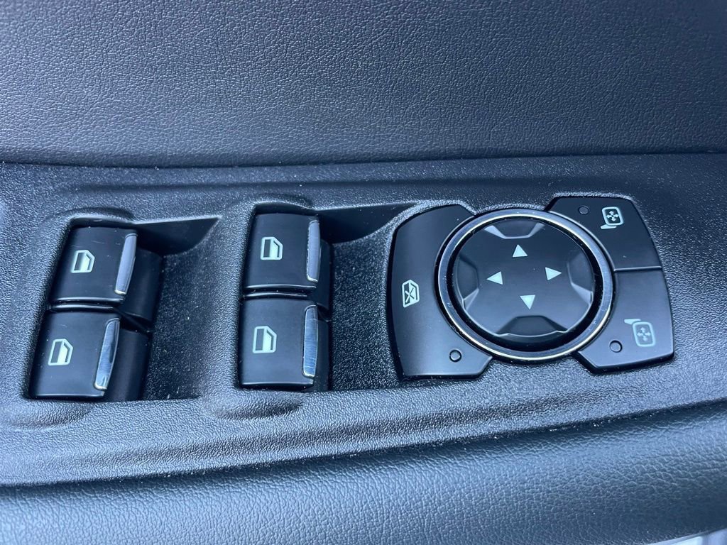 Certified 2024 Ford Edge SE image 19