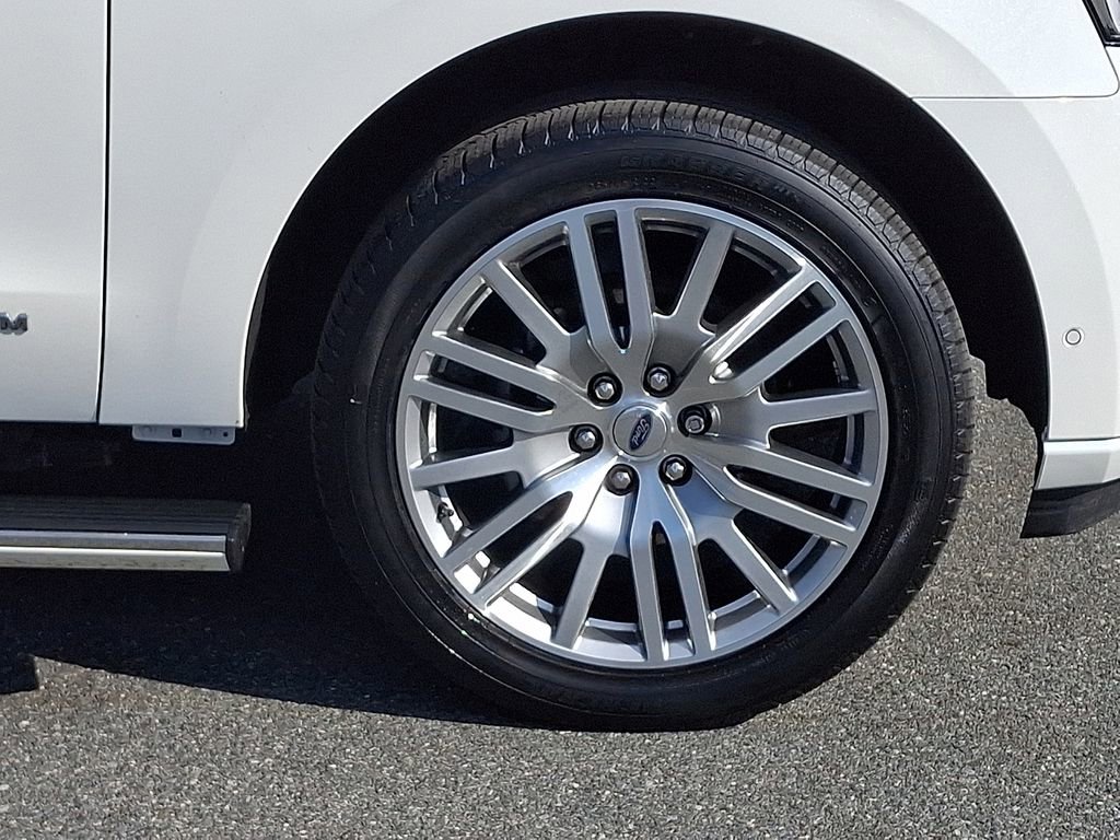 Certified 2024 Ford Expedition Max Platinum AWD/4WD image 8
