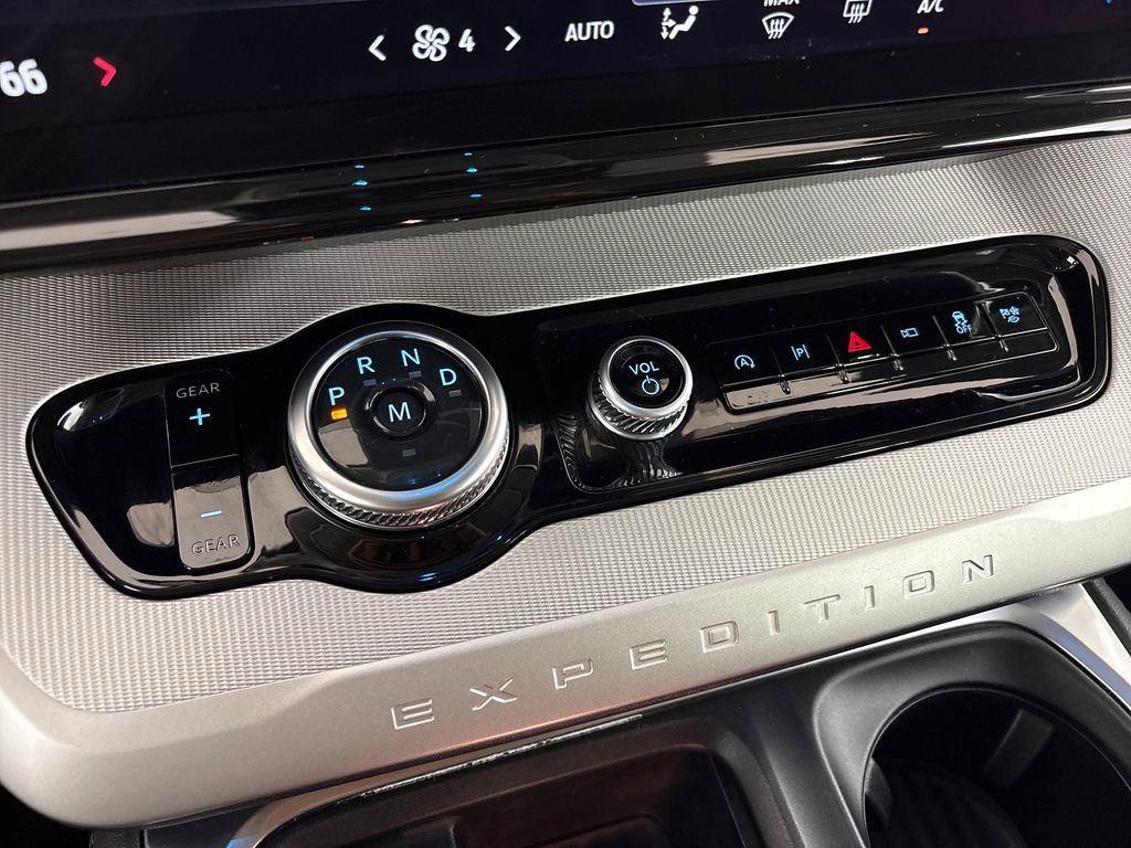 Certified 2025 Ford Expedition Max Active image 28