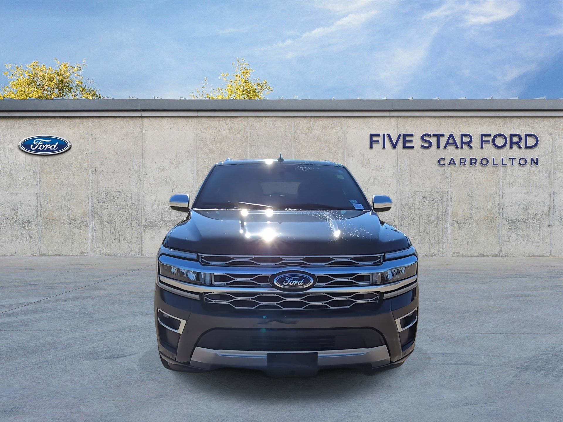 Certified 2022 Ford Expedition Platinum image 4