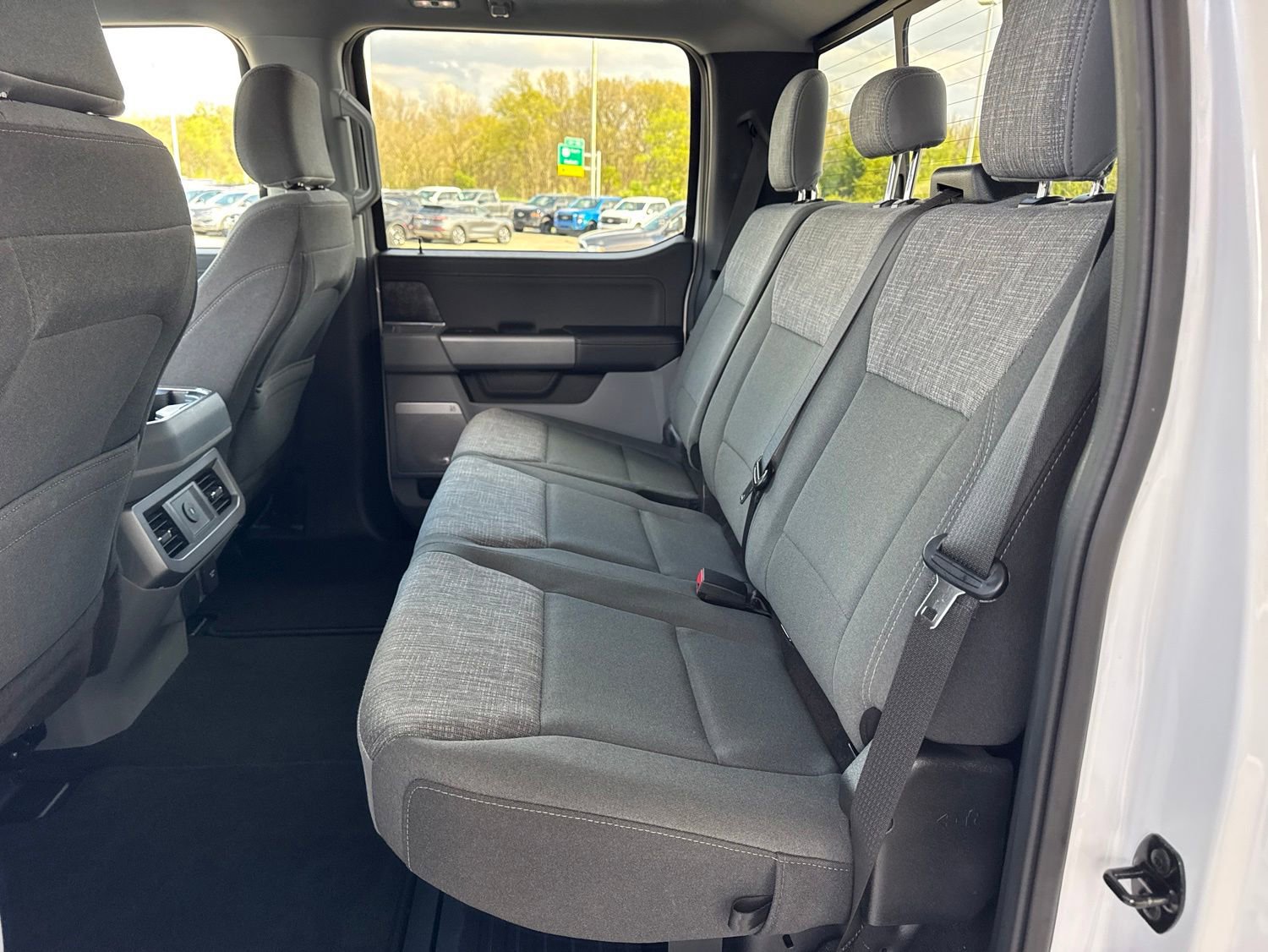 Certified 2023 Ford F250 XLT w/ Black Appearance Package AWD/4WD image 22