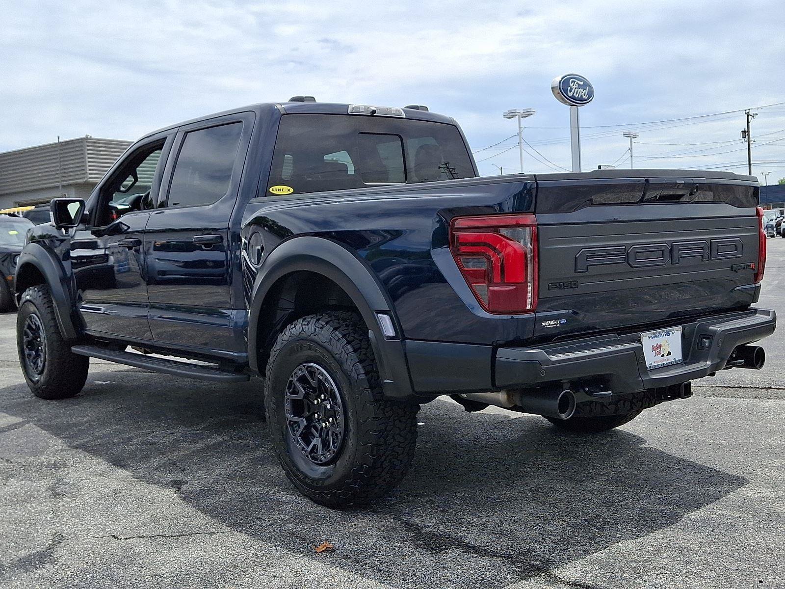 Certified 2025 Ford F150 Raptor w/ Equipment Group 803A Raptor R AWD/4WD image 4