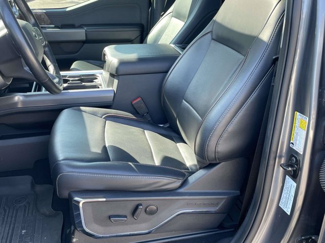 Certified 2024 Ford F250 Lariat w/ Lariat Ultimate Package AWD/4WD image 11