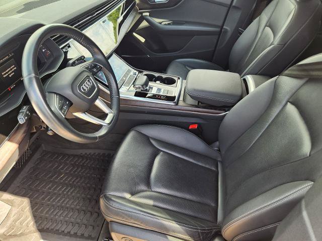 Used 2019 Audi Q8 Premium Plus w/ Premium Plus AWD/4WD image 12