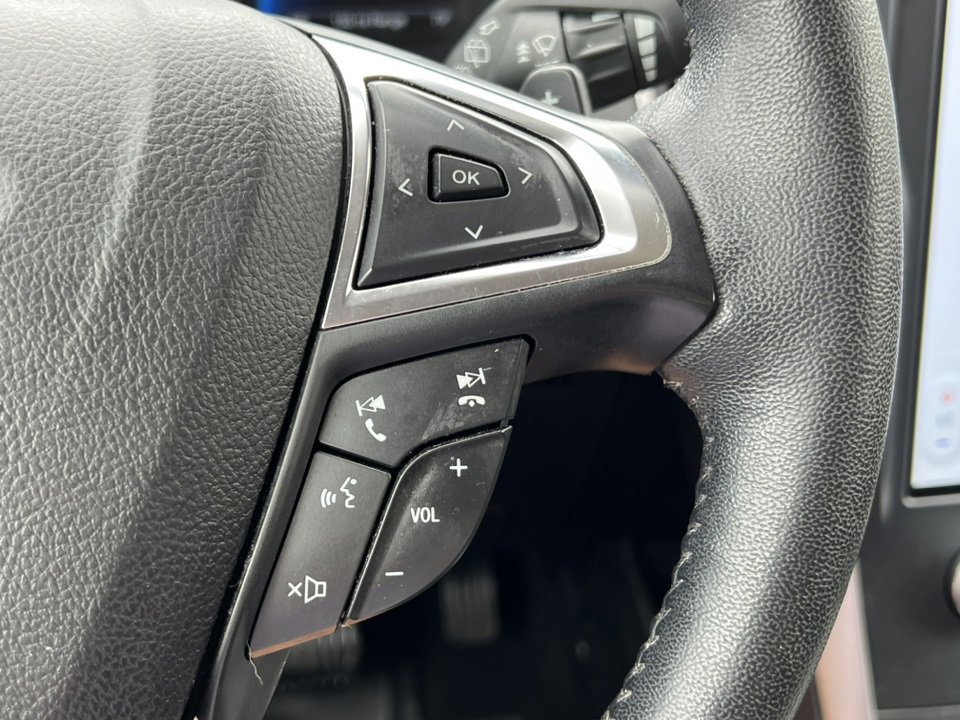 Certified 2022 Ford Edge SEL w/ Convenience Package image 28