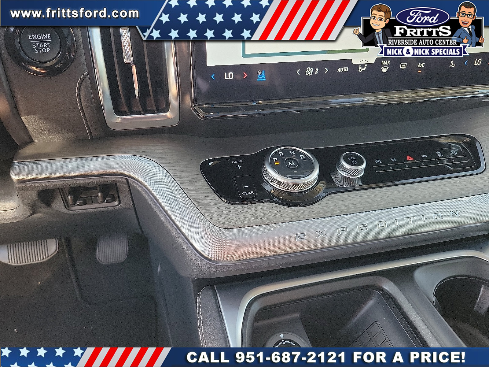 Certified 2025 Ford Expedition Max Platinum w/ Driver's Package AWD/4WD image 9