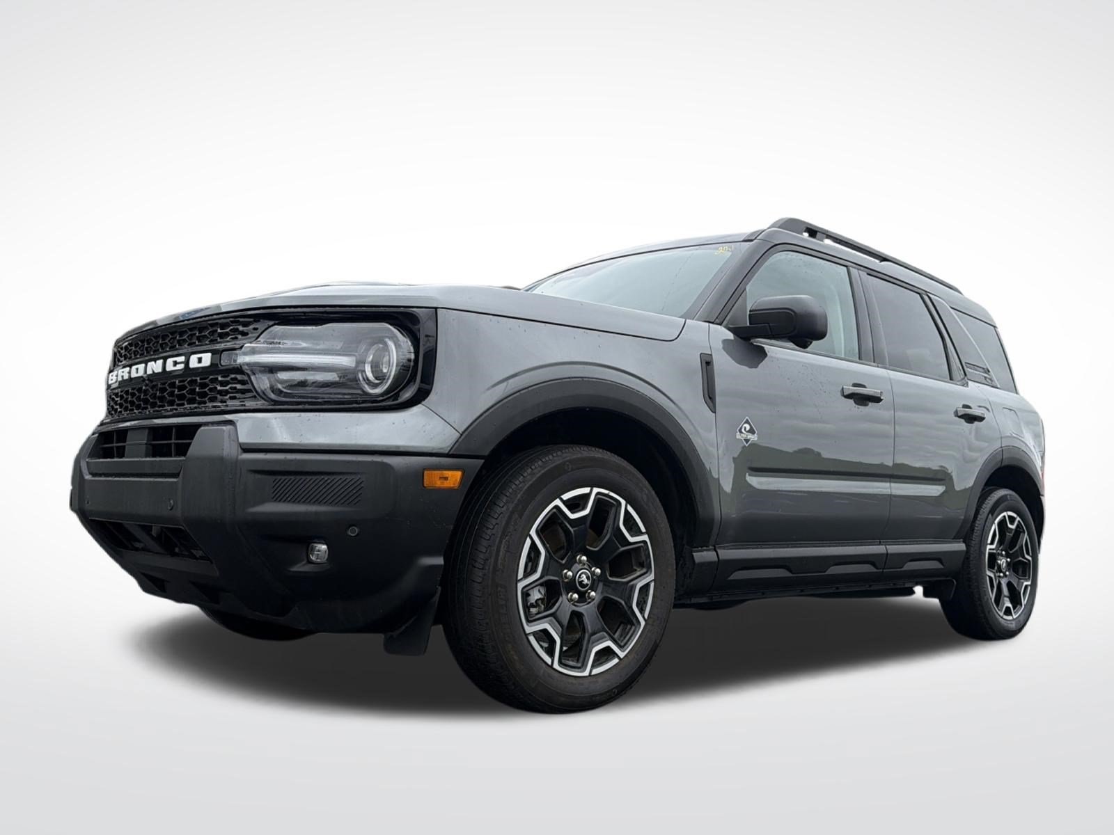 Certified 2025 Ford Bronco Sport Outer Banks w/ Outer Banks Tech Package+ AWD/4WD image 2