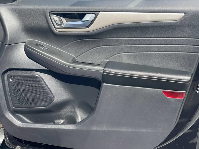 Certified 2022 Ford Escape SEL AWD/4WD image 35