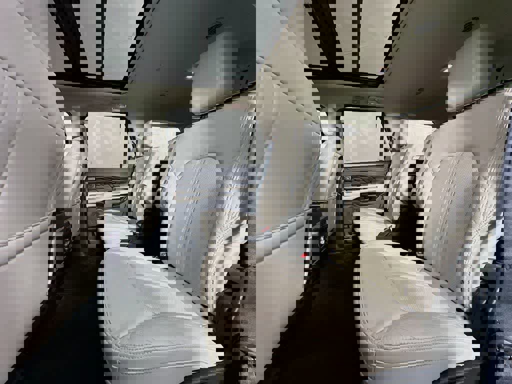 Certified 2018 Ford Expedition Platinum image 14