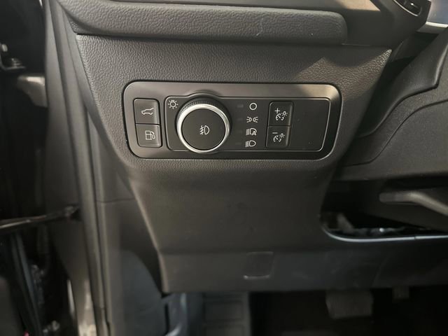 Certified 2025 Ford Escape ST-Line Elite w/ Premium Technology Package image 26