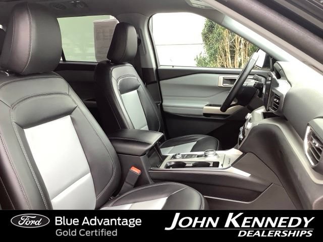 Certified 2023 Ford Explorer XLT w/ Equipment Group 202A AWD/4WD image 25