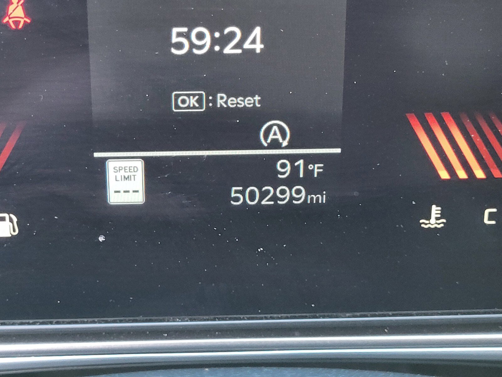 Used 2024 Kia Sorento S image 30