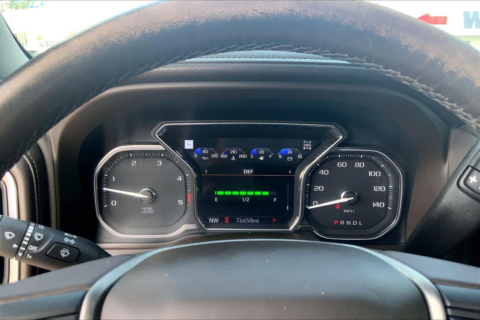 Used 2022 GMC Sierra 2500 Denali w/ Denali Ultimate Package AWD/4WD image 25