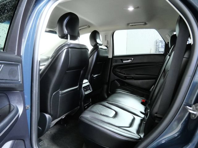 Certified 2019 Ford Edge Titanium w/ Cold Weather Package AWD/4WD image 12