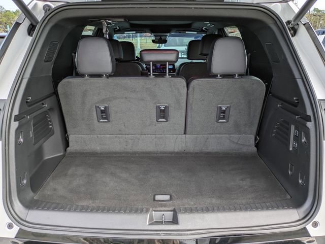 Used 2024 Chevrolet Traverse RS image 13