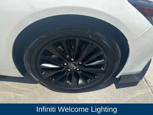 Used 2019 INFINITI Q50 Luxe w/ Essential Package (3.0T Luxe) AWD/4WD image 8