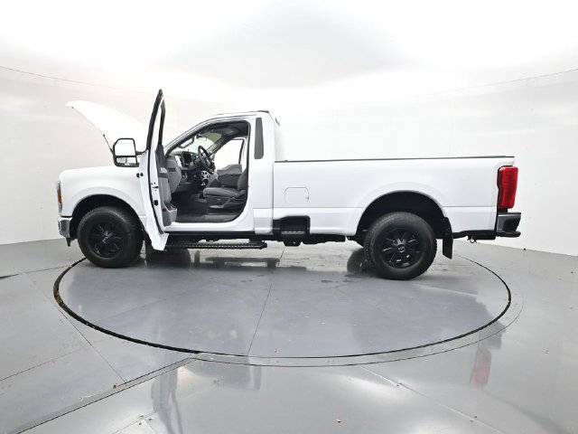Certified 2026 Ford F250 XL w/ XL Chrome Package RWD image 54