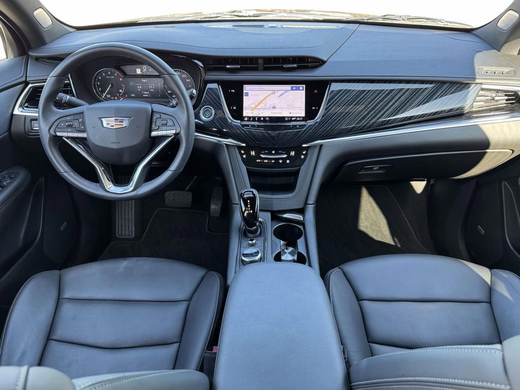 Used 2024 Cadillac XT6 Premium Luxury w/ LPO, Floor Liner Package FWD image 7