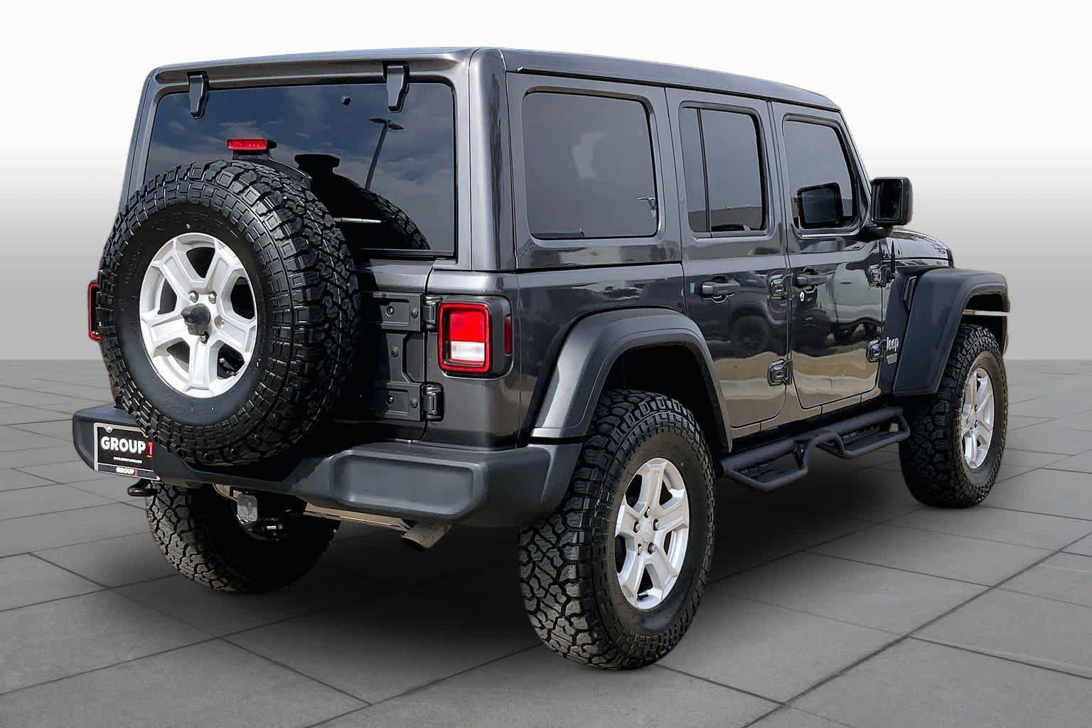 Used 2021 Jeep Wrangler Unlimited Sport w/ Sun And Sound Package AWD/4WD image 13