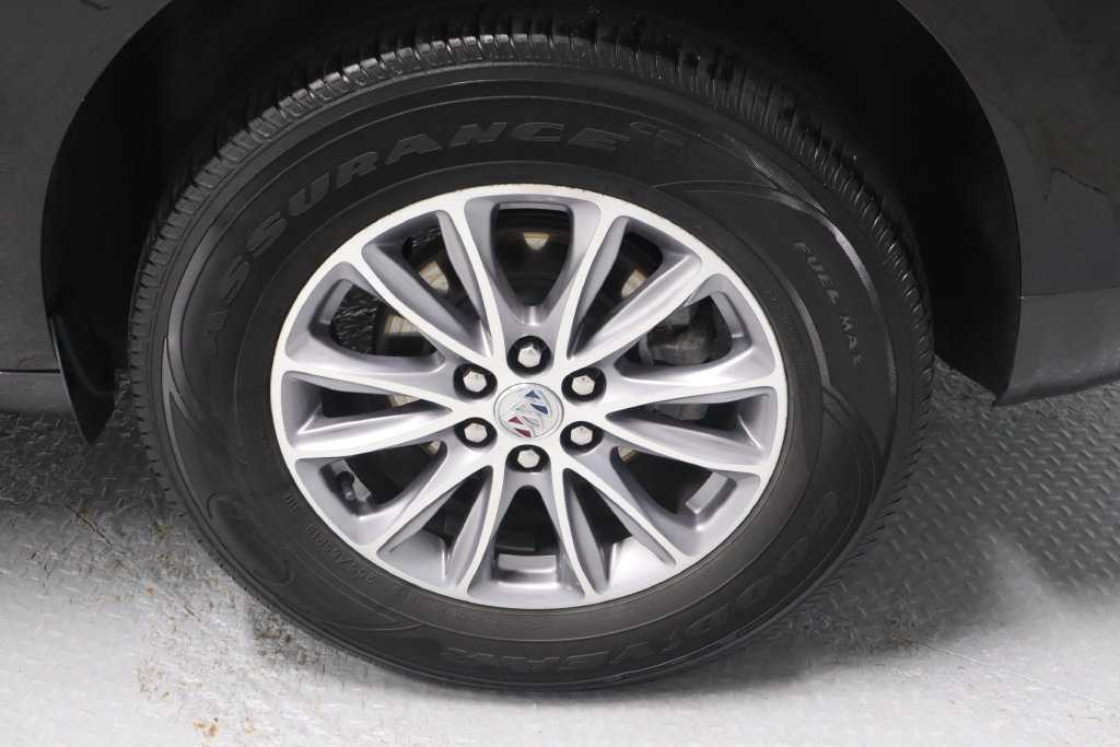 Used 2023 Buick Enclave Essence w/ LPO, Floor Liner Package FWD image 18