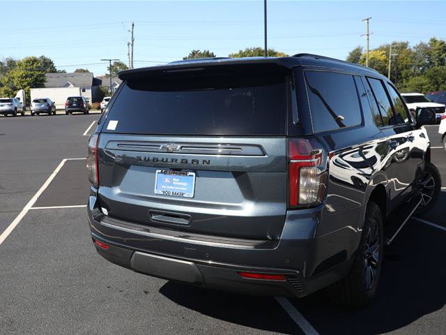 Used 2021 Chevrolet Suburban Z71 w/ Z71 Off-Road Package AWD/4WD image 12