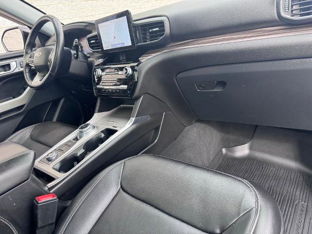 Certified 2022 Ford Explorer Limited w/ Equipment Group 301A AWD/4WD image 19
