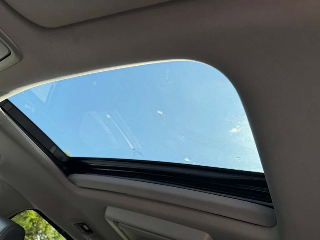 Used 2019 Honda Odyssey Elite image 16