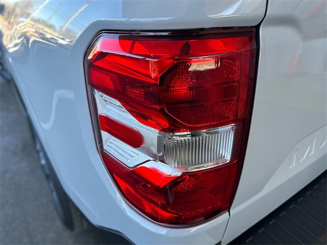 Certified 2025 Ford Maverick XLT image 24